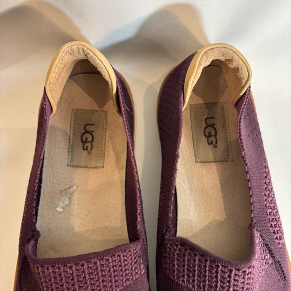 UGG Sz 9.5 Canvass Burgundy Purple Slip On Slide Sneakers Rubber Sole - Picture 4 of 12